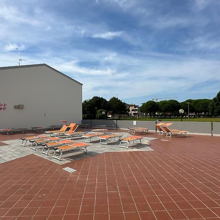 Villaggio Luna Swimmingpool- Agenzia Cocal カオルレ エクステリア 写真