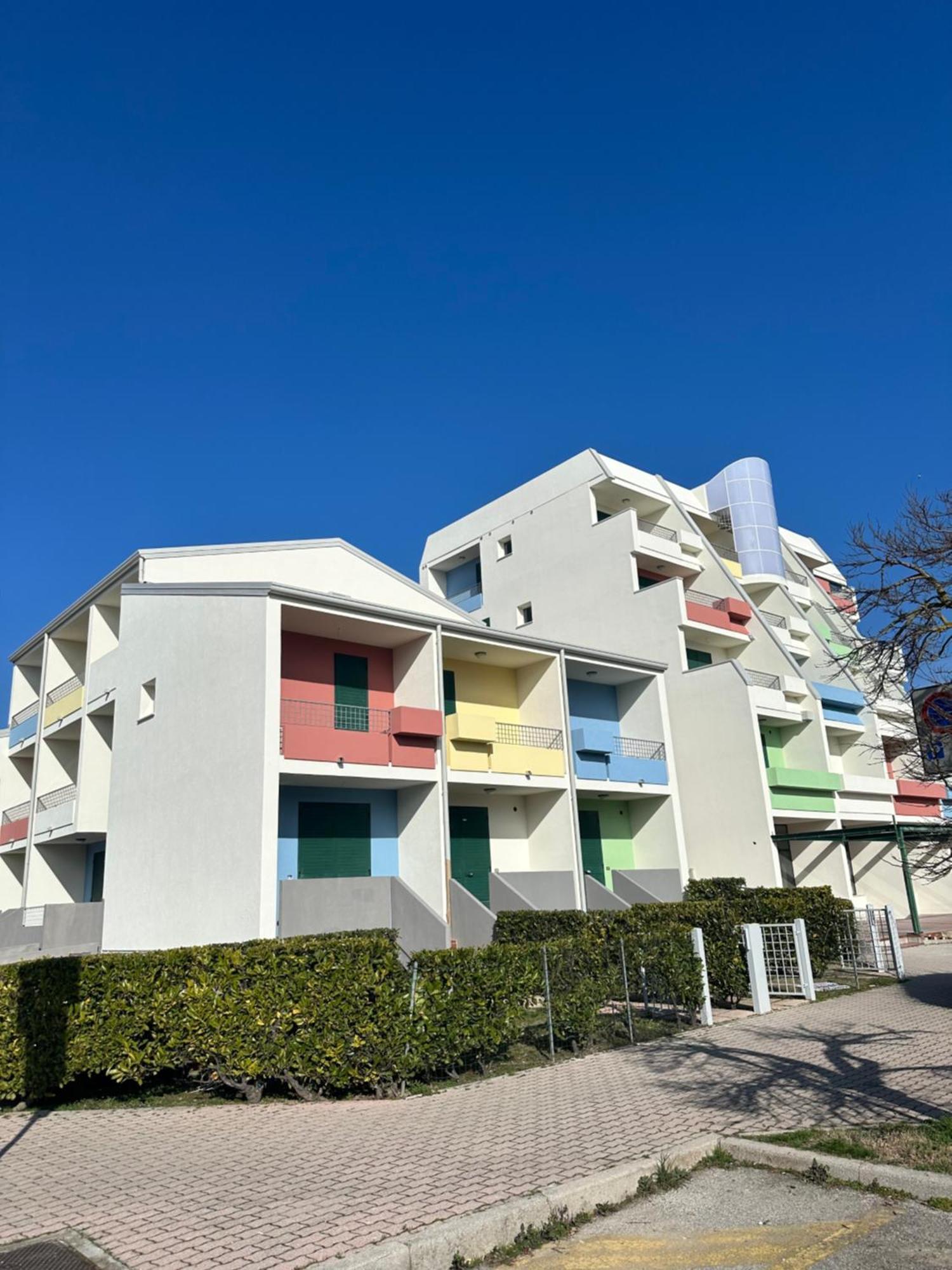 Villaggio Luna Swimmingpool- Agenzia Cocal カオルレ エクステリア 写真