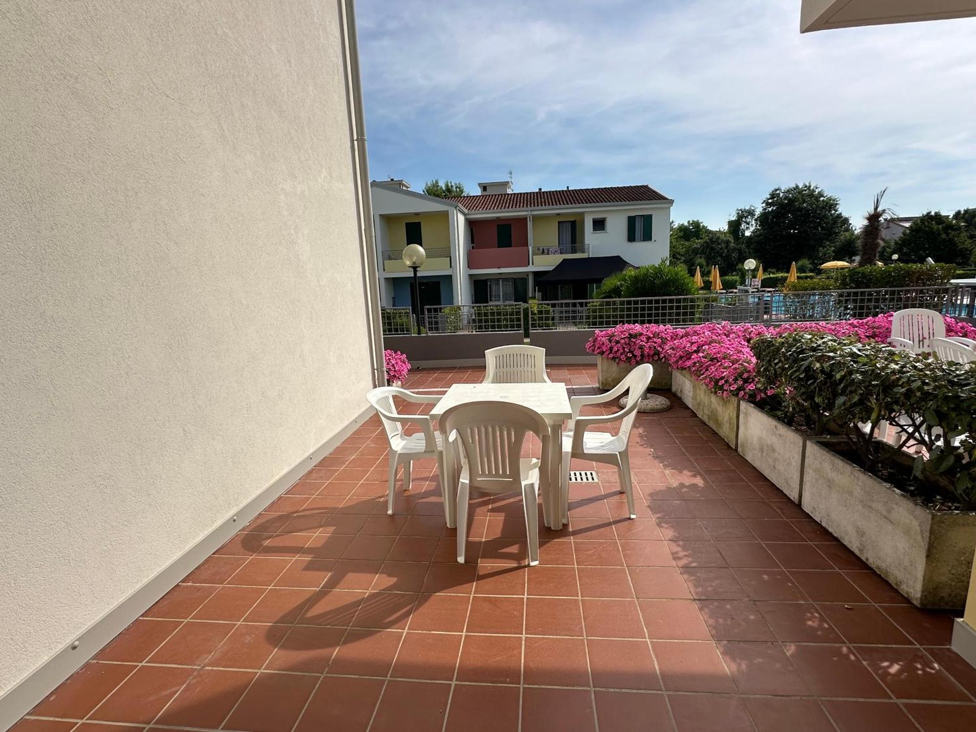 Villaggio Luna Swimmingpool- Agenzia Cocal カオルレ エクステリア 写真